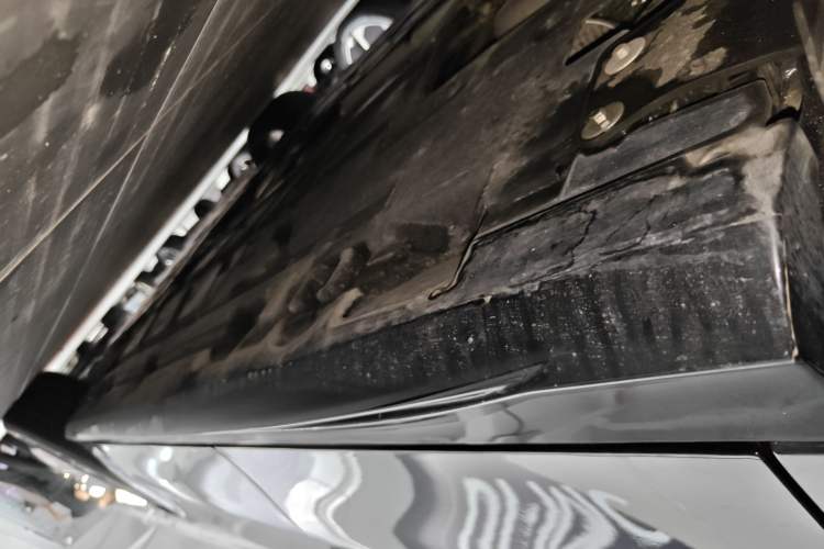 Used Mercedes-Benz A-Class 2023 A 200 L Fashion Model Right Side Sill