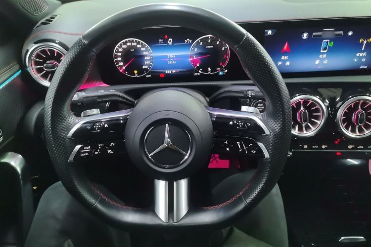 Used Mercedes-Benz A-Class 2023 A 200 L Fashion Model Steering Wheel