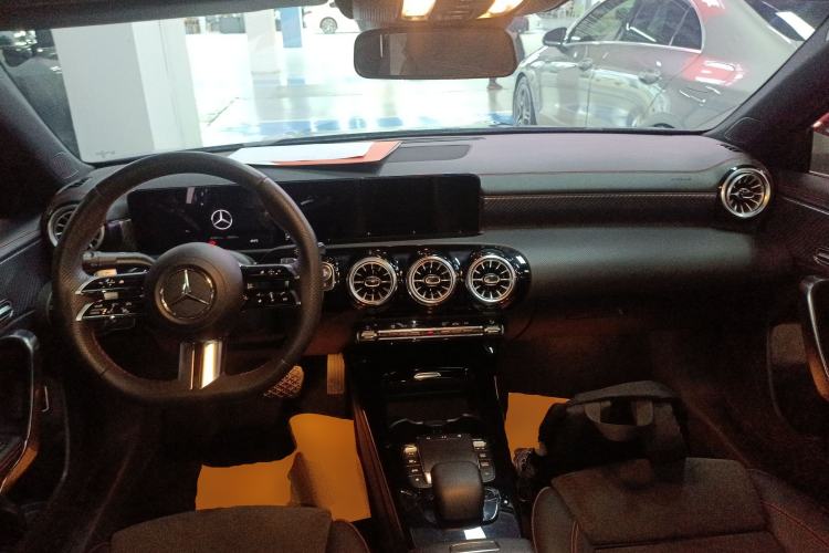 Used Mercedes-Benz A-Class 2023 A 200 L Fashion Model Center Console