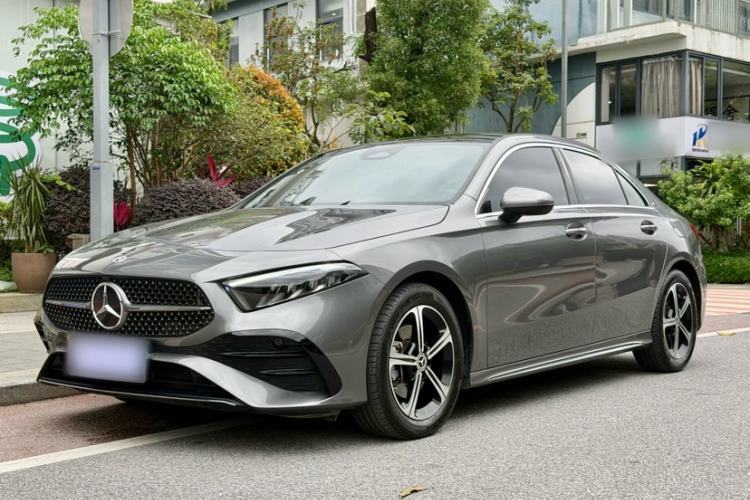 Ojetý Mercedes-Benz A-Class 2023 A 200 L Fashion Model Guazi used car, China used car export, Used car for sale, Used  cars, Cheapest cars for sale
