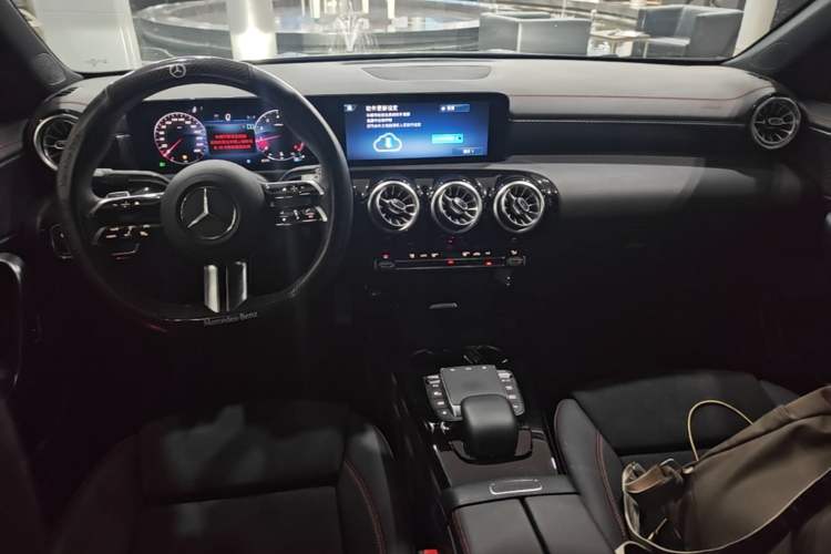 Used Mercedes-Benz A-Class 2023 A 200 L Fashion Model Center Console