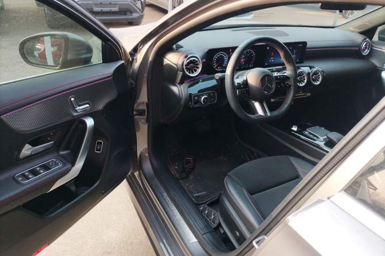 Used Mercedes-Benz A-Class 2023 A 200 L Fashion Model Driver Seat