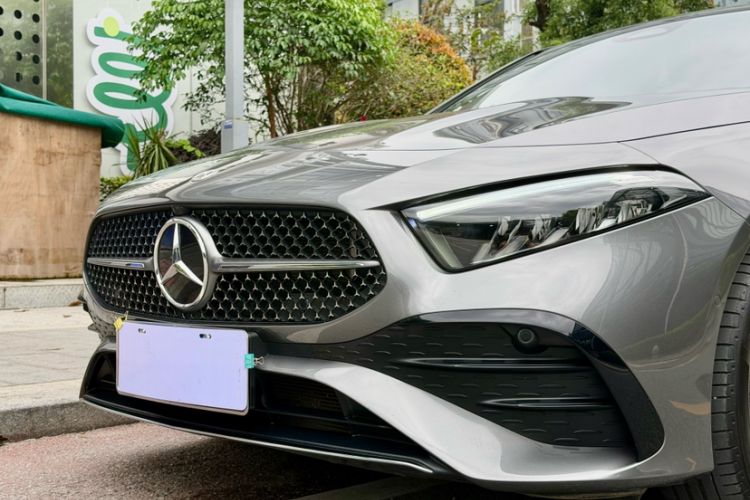 Used Mercedes-Benz A-Class 2023 A 200 L Fashion Model Exterior 4