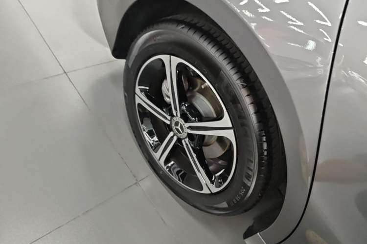 Used Mercedes-Benz A-Class 2023 A 200 L Fashion Model Exterior 5