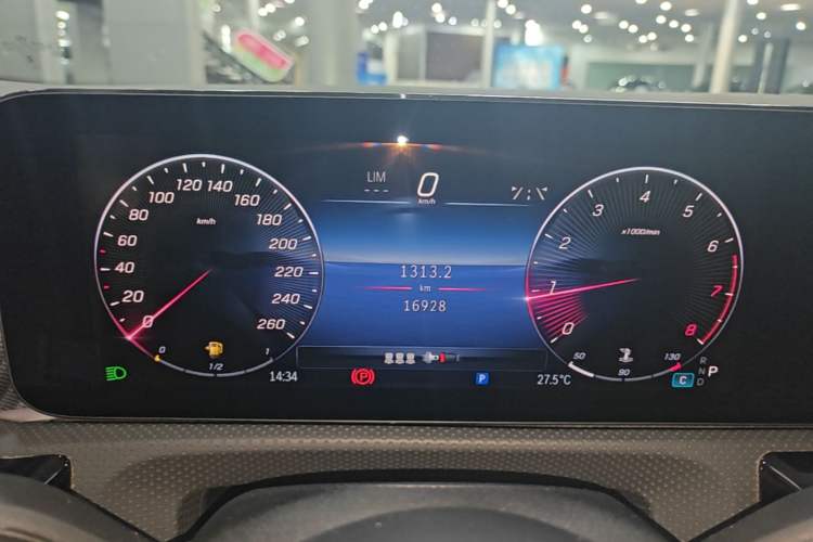 Used Mercedes-Benz A-Class 2023 A 200 L Fashion Model Instrument Cluster
