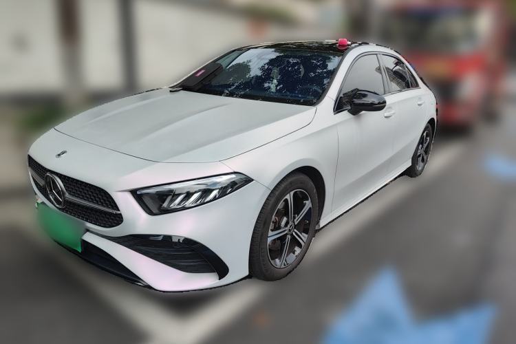 Ojetý Mercedes-Benz A-Class 2023 A 200 L Fashion Model Guazi used car, China used car export, Used car for sale, Used  cars, Cheapest cars for sale
