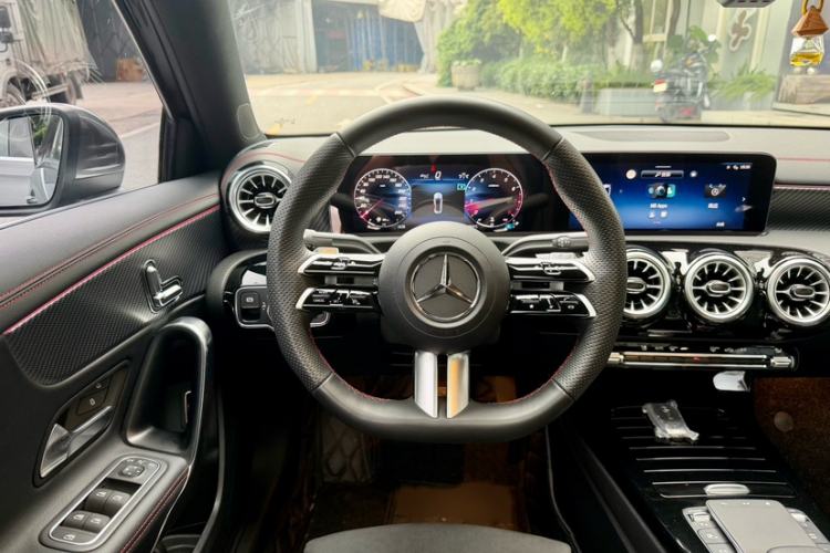 Used Mercedes-Benz A-Class 2023 A 200 L Fashion Model Steering Wheel