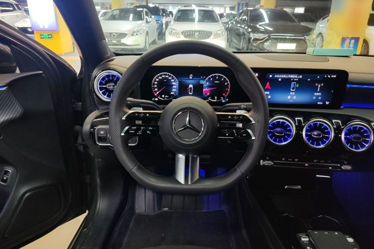 Used Mercedes-Benz A-Class 2023 A 200 L Fashion Model Steering Wheel