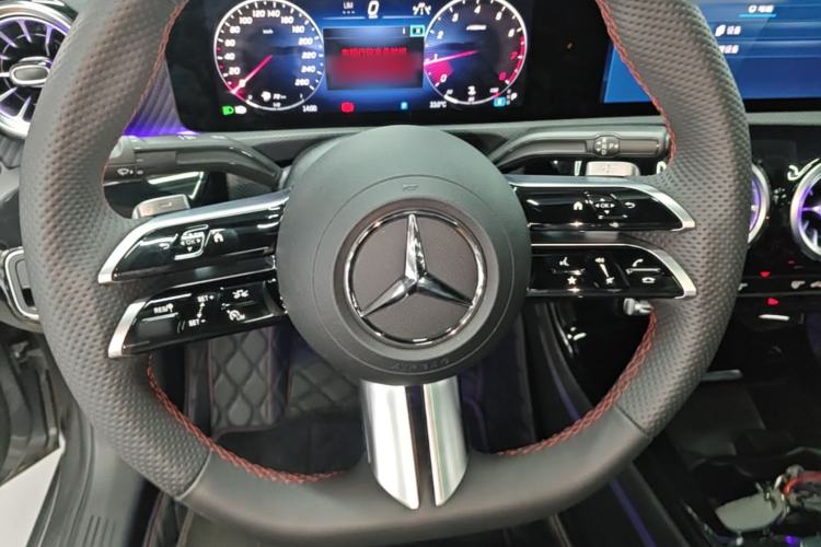 Used Mercedes-Benz A-Class 2023 A 200 L Fashion Model Steering Wheel