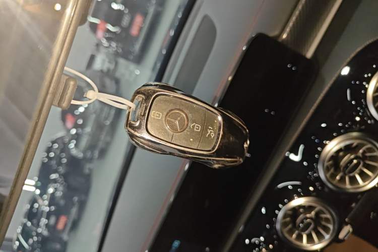 Used Mercedes-Benz A-Class 2023 A 200 L Fashion Model Vehicle Key