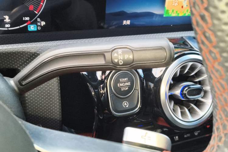 Used Mercedes-Benz A-Class 2023 A 200 L Fashion Model Gear Lever