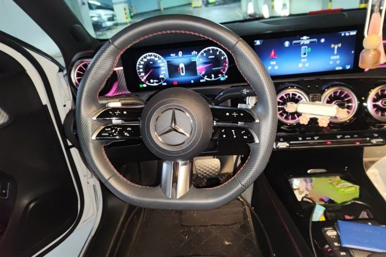 Used Mercedes-Benz A-Class 2023 A 200 L Fashion Model Steering Wheel