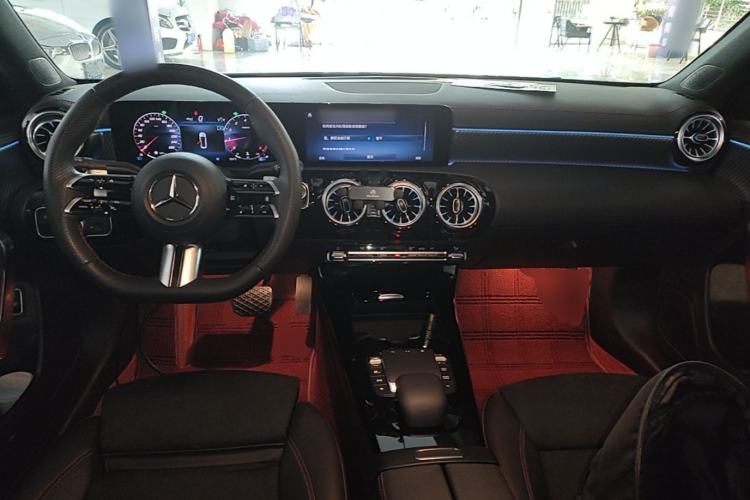 Used Mercedes-Benz A-Class 2023 A 200 L Fashion Model Center Console
