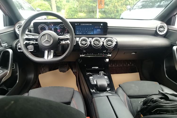 Used Mercedes-Benz A-Class 2023 A 200 L Fashion Model Center Console