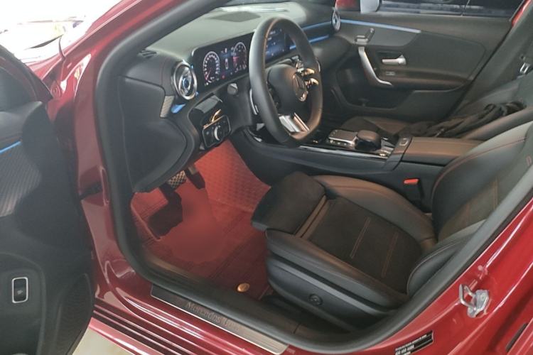 Used Mercedes-Benz A-Class 2023 A 200 L Fashion Model Driver Seat