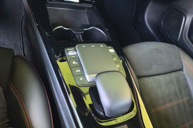 Used Mercedes-Benz A-Class 2023 A 200 L Fashion Model Gear Lever