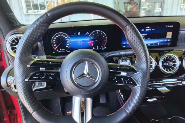 Used Mercedes-Benz A-Class 2023 A 200 L Fashion Model Steering Wheel