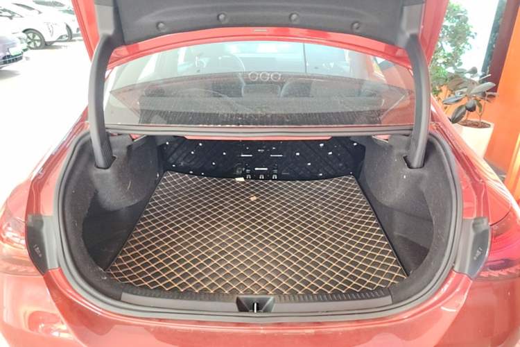 Used Mercedes-Benz A-Class 2023 A 200 L Fashion Model Trunk