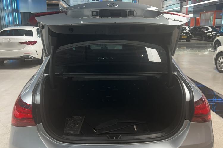 Used Mercedes-Benz A-Class 2023 A 200 L Fashion Model Trunk