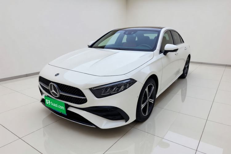 Ojetý Mercedes-Benz A-Class 2023 A 200 L Fashion Model Guazi used car, China used car export, Used car for sale, Used  cars, Cheapest cars for sale