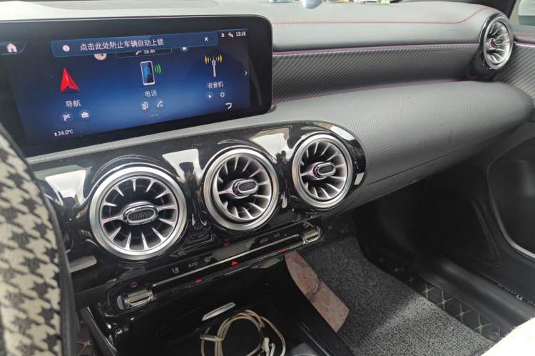 Used Mercedes-Benz A-Class 2023 A 200 L Fashion Model Audio And AC Panel