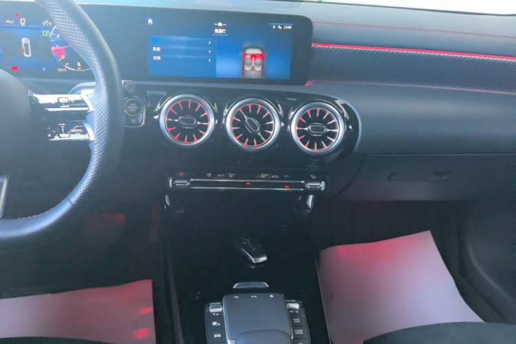 Used Mercedes-Benz A-Class 2023 A 200 L Fashion Model Audio And AC Panel