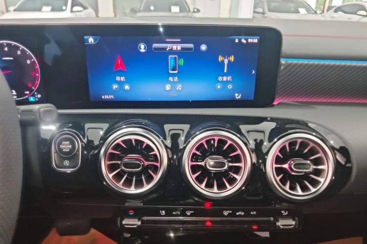 Used Mercedes-Benz A-Class 2023 A 200 L Fashion Model Audio And AC Panel