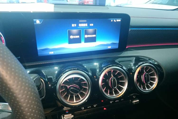 Used Mercedes-Benz A-Class 2023 A 200 L Fashion Model Audio And AC Panel