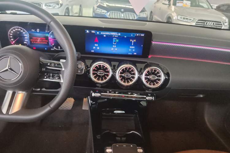 Used Mercedes-Benz A-Class 2023 A 200 L Fashion Model Audio And AC Panel