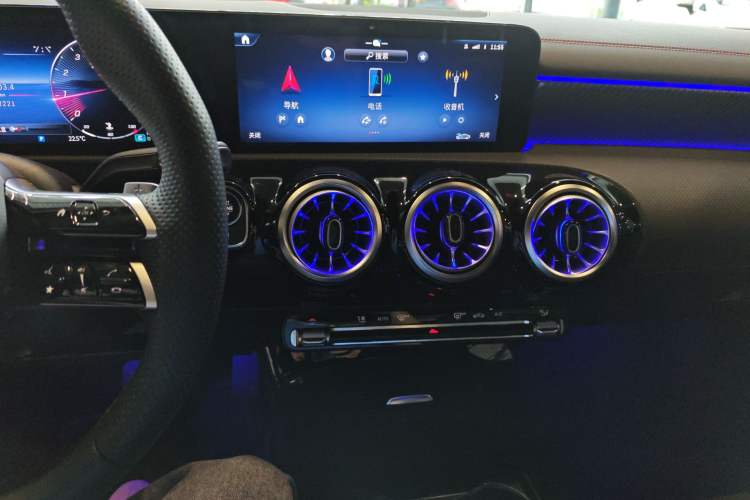 Used Mercedes-Benz A-Class 2023 A 200 L Fashion Model Audio And AC Panel