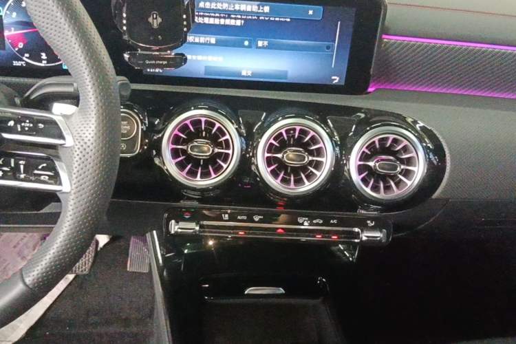 Used Mercedes-Benz A-Class 2023 A 200 L Fashion Model Audio And AC Panel