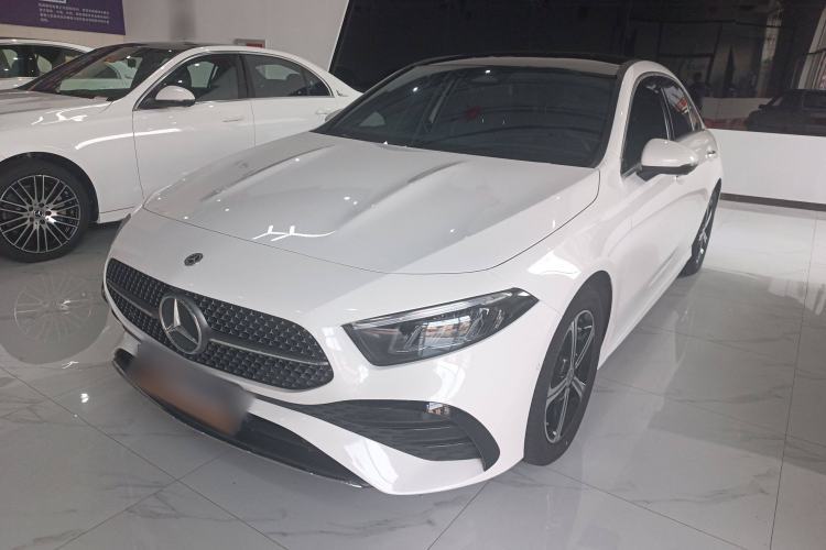Ojetý Mercedes-Benz A-Class 2023 A 200 L Fashion Model Guazi used car, China used car export, Used car for sale, Used  cars, Cheapest cars for sale