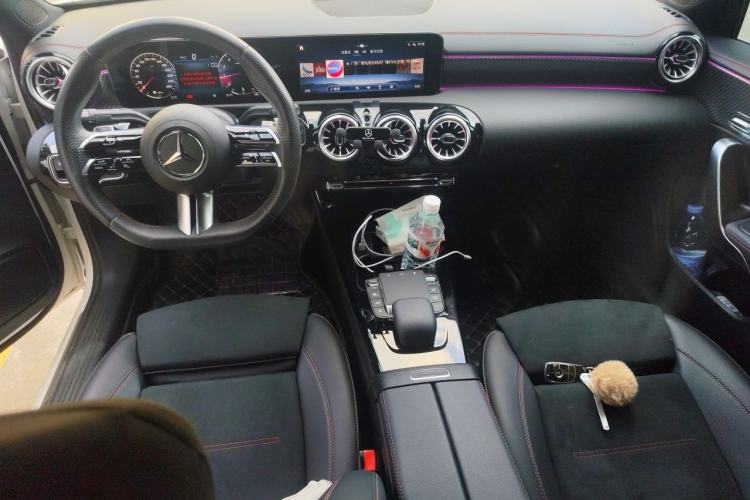 Used Mercedes-Benz A-Class 2023 A 200 L Fashion Model Center Console