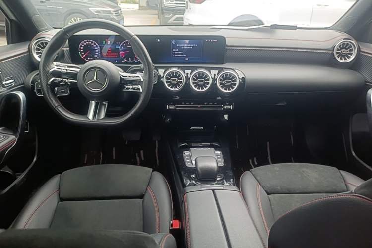 Used Mercedes-Benz A-Class 2023 A 200 L Fashion Model Center Console