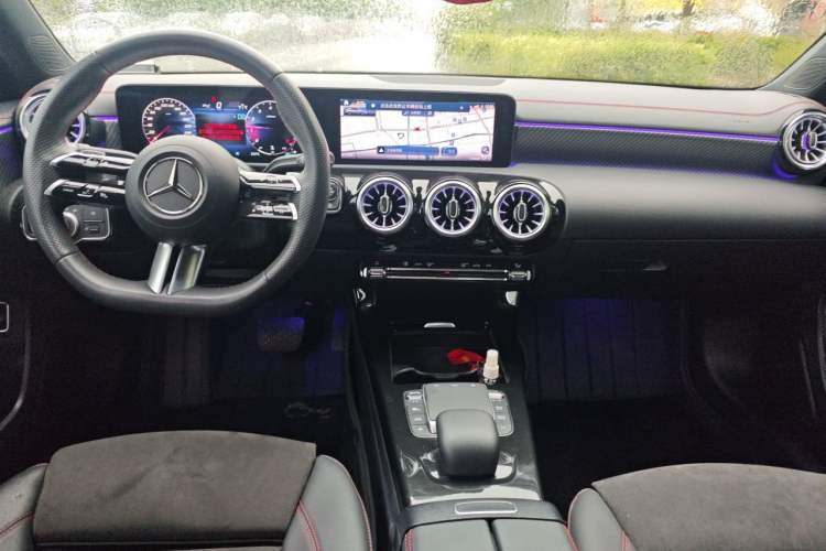 Used Mercedes-Benz A-Class 2023 A 200 L Fashion Model Center Console