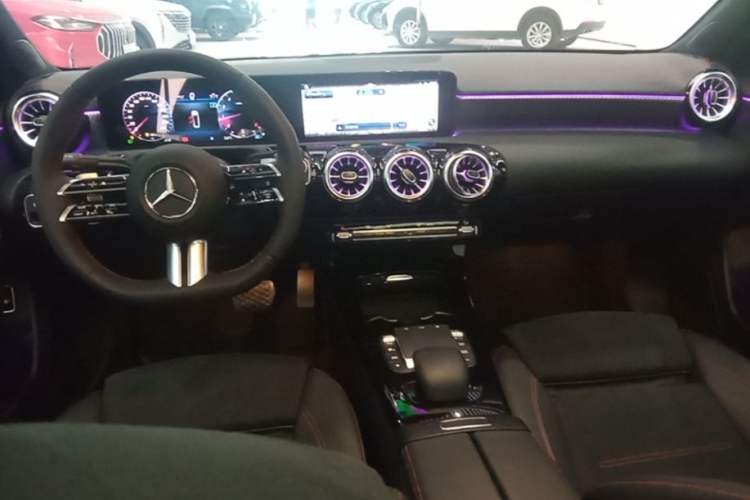 Used Mercedes-Benz A-Class 2023 A 200 L Fashion Model Center Console