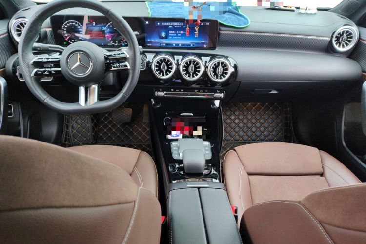 Used Mercedes-Benz A-Class 2023 A 200 L Fashion Model Center Console