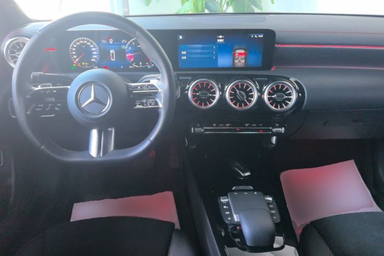 Used Mercedes-Benz A-Class 2023 A 200 L Fashion Model Center Console