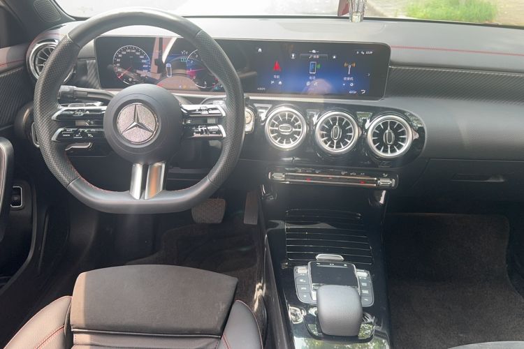 Used Mercedes-Benz A-Class 2023 A 200 L Fashion Model Center Console