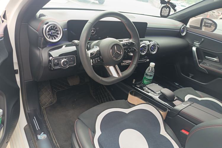 Used Mercedes-Benz A-Class 2023 A 200 L Fashion Model Center Console
