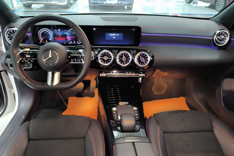 Used Mercedes-Benz A-Class 2023 A 200 L Fashion Model Center Console