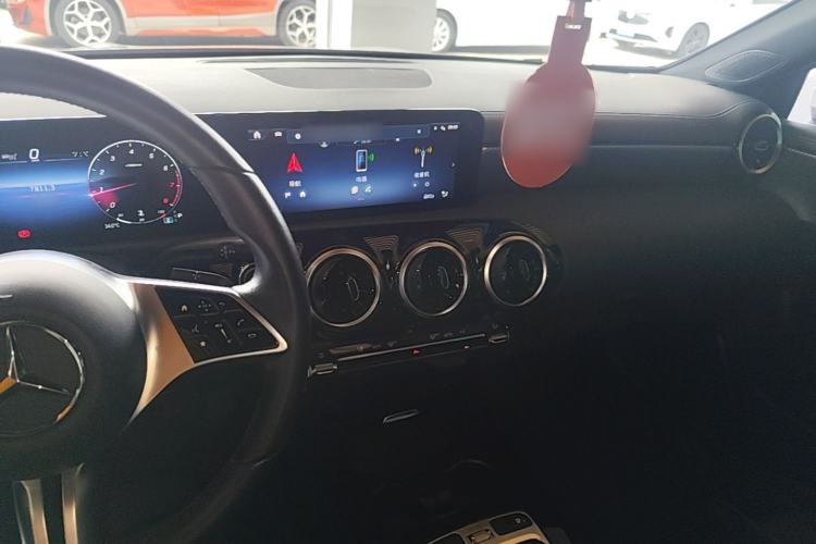 Used Mercedes-Benz A-Class 2023 A 180 L Center Console