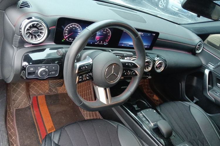 Used Mercedes-Benz A-Class 2023 A 200 L Fashion Model Center Console