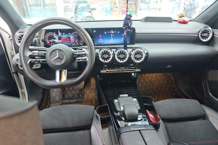 Used Mercedes-Benz A-Class 2023 A 200 L Fashion Model Center Console
