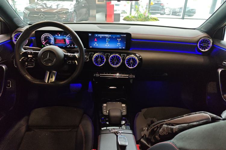 Used Mercedes-Benz A-Class 2023 A 200 L Fashion Model Center Console
