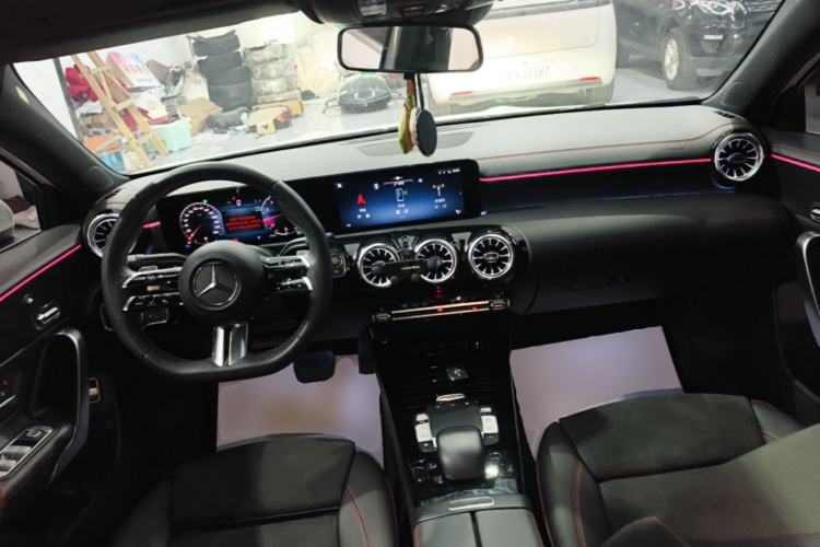 Used Mercedes-Benz A-Class 2023 A 200 L Fashion Model Center Console