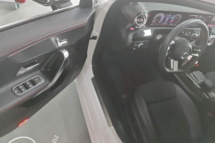 Used Mercedes-Benz A-Class 2023 A 200 L Fashion Model Driver Seat