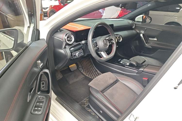 Used Mercedes-Benz A-Class 2023 A 200 L Fashion Model Driver Seat
