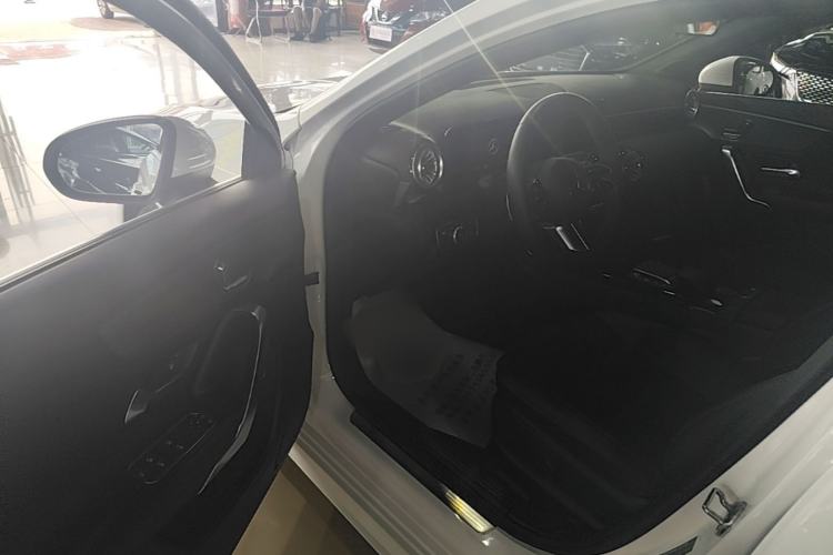 Used Mercedes-Benz A-Class 2023 A 200 L Fashion Model Driver Seat