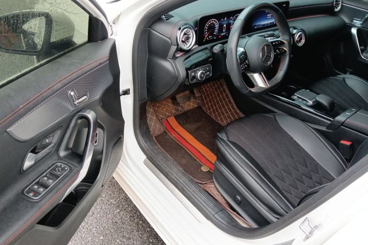 Used Mercedes-Benz A-Class 2023 A 200 L Fashion Model Driver Seat